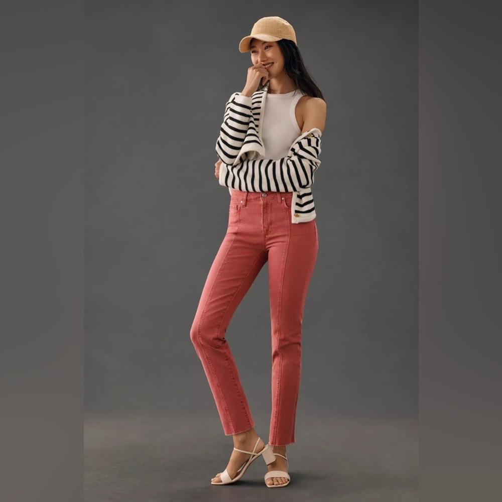 PAIGE Cindy Seamed Straight Leg Crop Jeans